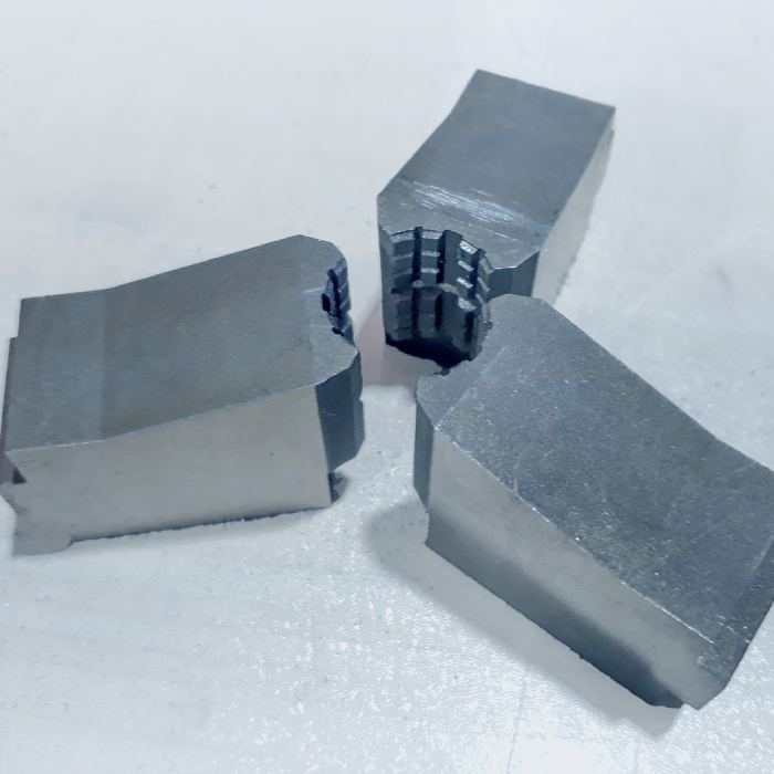 فک سه‌نطام مخصوص تراش‌کاری قطعات خاص و سری‌کاری